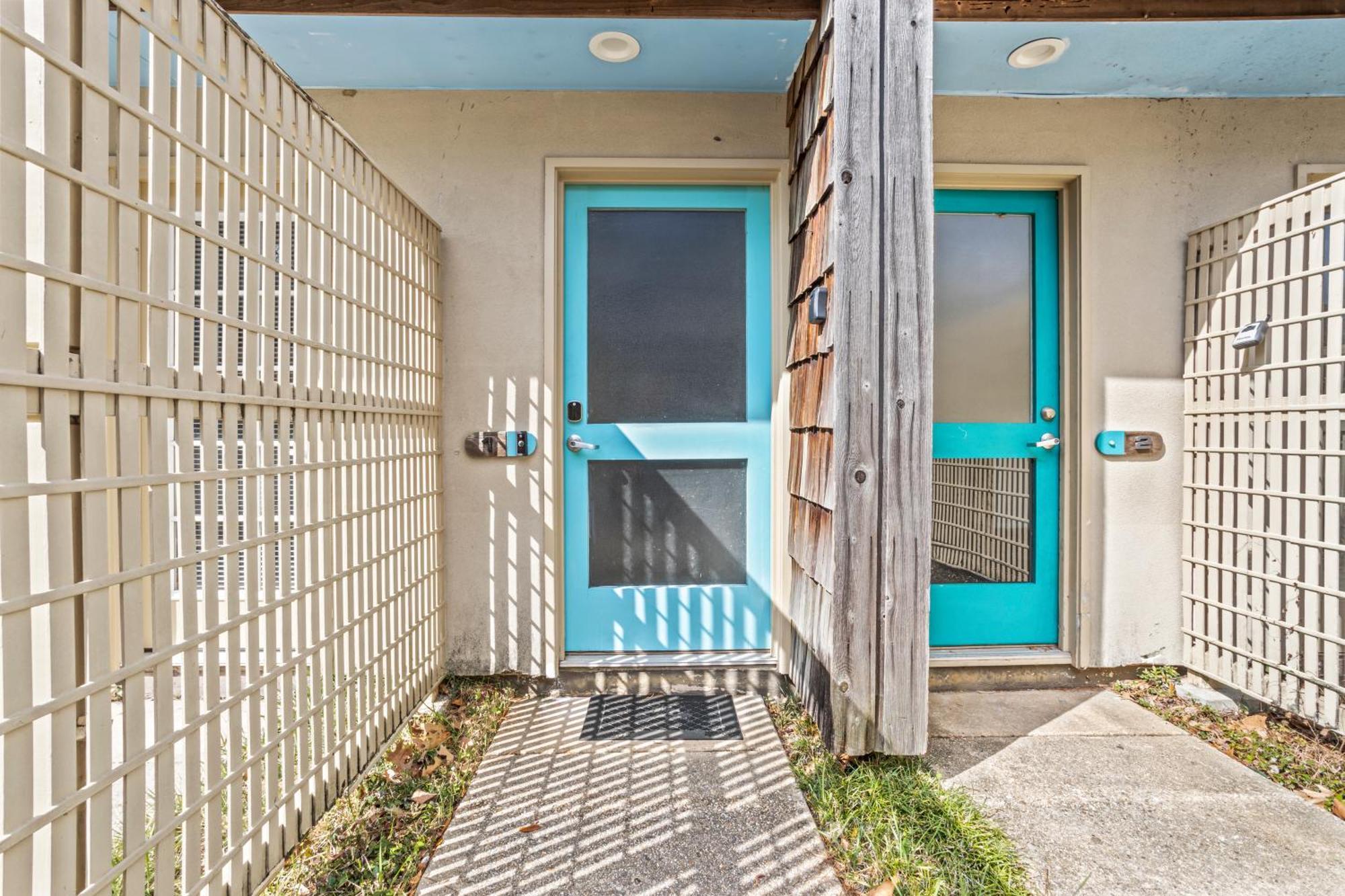 King Bed Well-Located Cozy Townhouse Retreat Apartment Gulfport Bagian luar foto